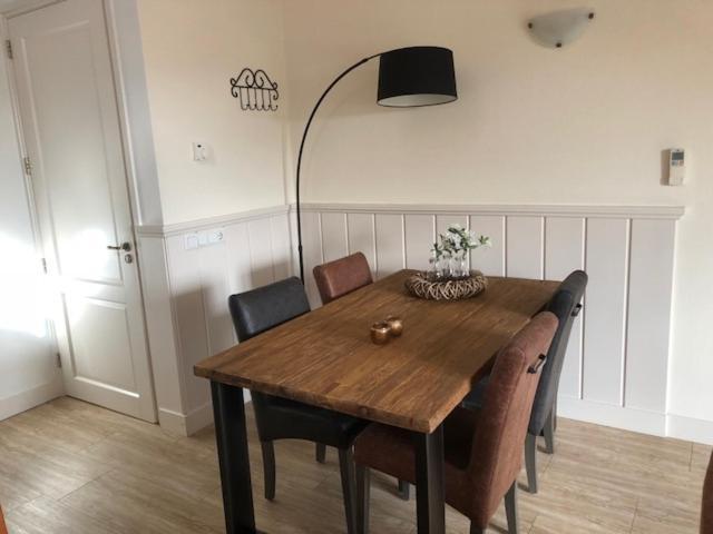 Koetsementen Appartementen Met Strandcabine ドンブルグ エクステリア 写真